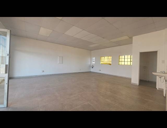 90M² RETAIL TO LET IN ROSSLYN